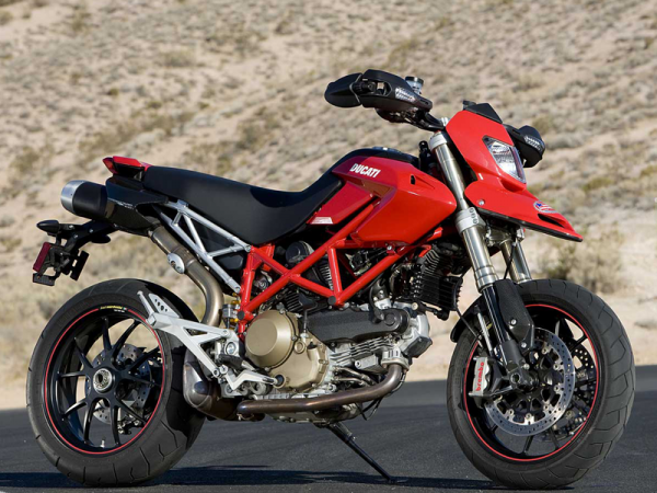 Ducati Hypermotard фото